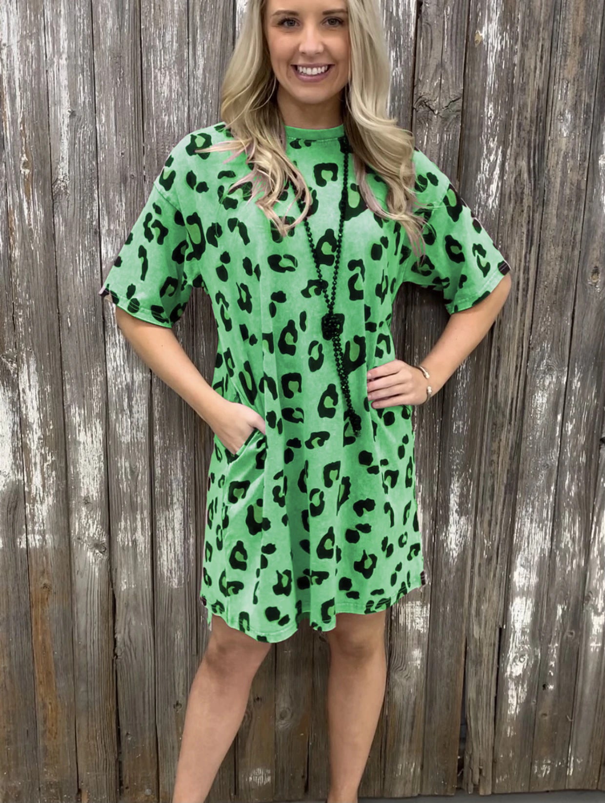 Leopard Print Round Neck Pockets Midi Dress