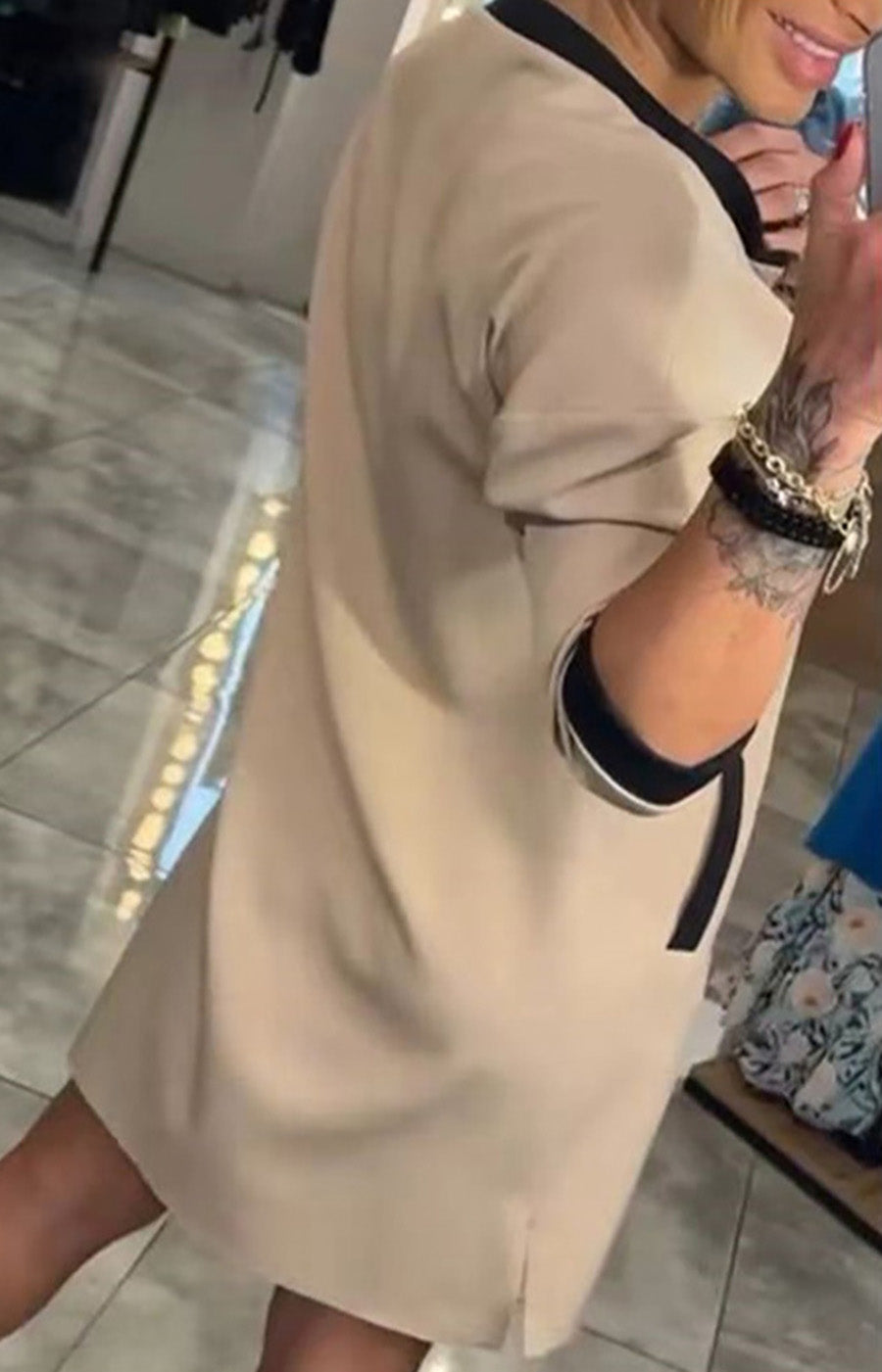 V-neck Zippered Three-quarter Sleeve Casual Midi Dress